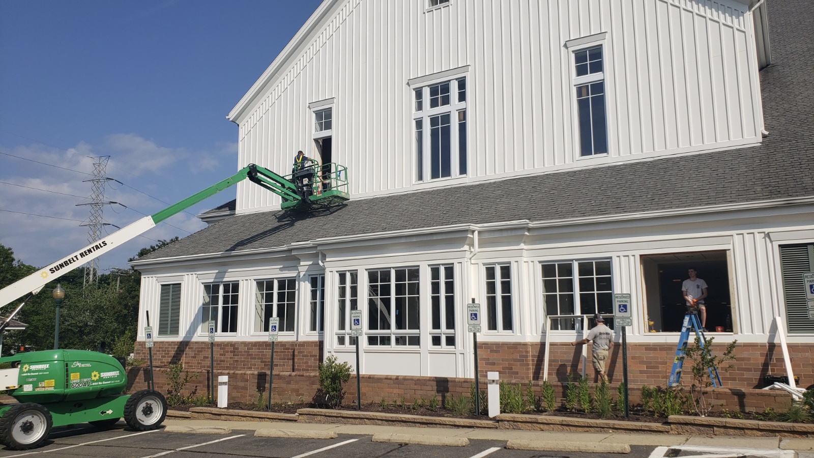 Commercial Windows in Northern Virginia